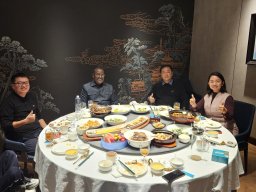 DINER DE TRAVAIL DE PARTENAIRES CHINOIS